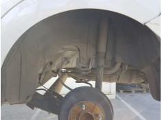 PLASTICO PASE RUEDA TRAS. IZQ. E4B5-278B51-AE 