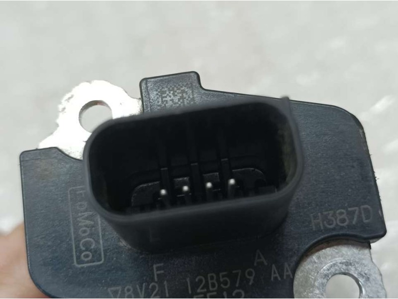 Recambio de caudalimetro para ford fiesta (cb1) titanium referencia OEM IAM 8V2112B579A  
