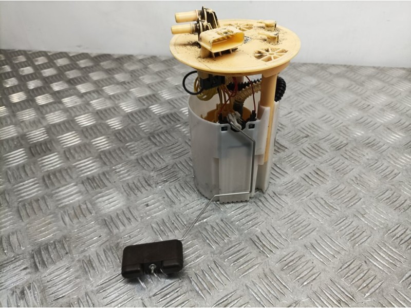 Recambio de aforador para renault megane iv grandtour tech road referencia OEM IAM 175027799R 0580203319 BOSCH