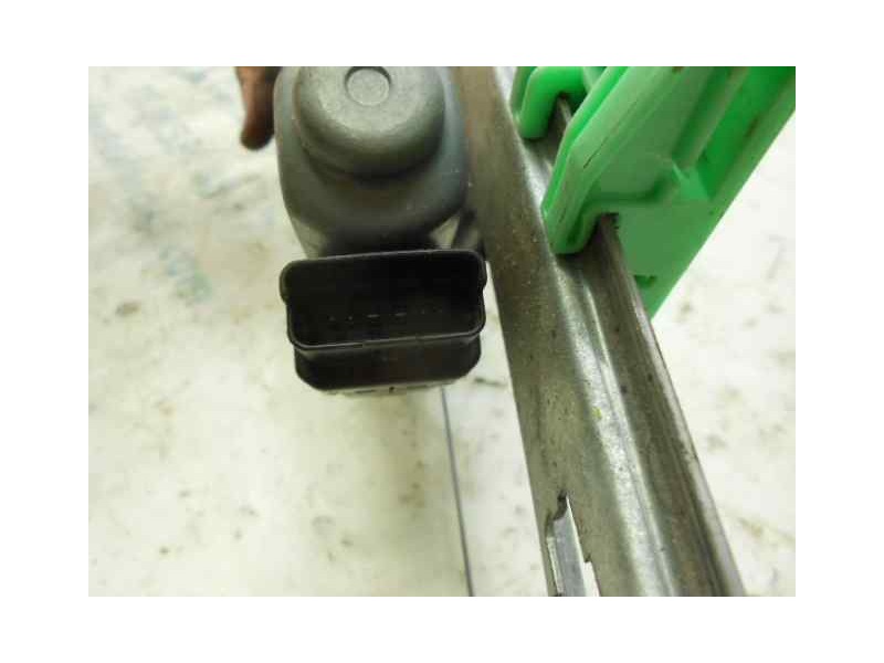 Recambio de elevalunas delantero derecho para renault scenic ii confort authentique referencia OEM IAM   ELECTRICO