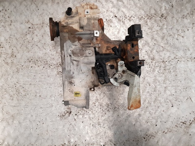 Recambio de caja cambios para seat ibiza (6j5) reference referencia OEM IAM KFK 12010 5VELOCIDADES