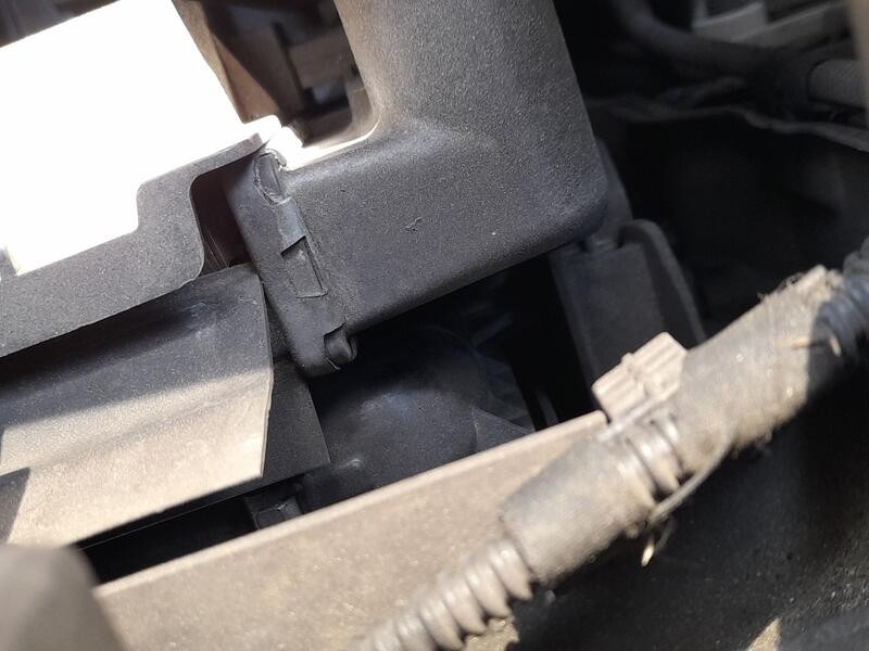 Recambio de intercooler para volkswagen tiguan (ad1, ax1) 1.4 tsi referencia OEM IAM 04E145749F  