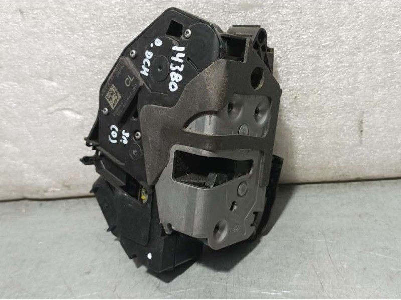 Recambio de cerradura puerta delantera derecha para ford fiesta (cb1) titanium referencia OEM IAM 8A6AA21812BG 40644133 ELECTRIC