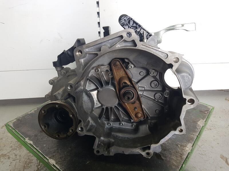 Recambio de caja cambios para volkswagen polo (6r1) advance referencia OEM IAM PED 5 Velocidades 10094