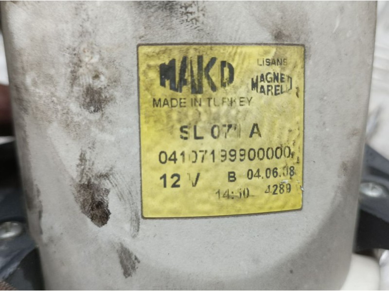 Recambio de faro antiniebla izquierdo para fiat linea (110) emotion referencia OEM IAM 4107199900000  MAKO