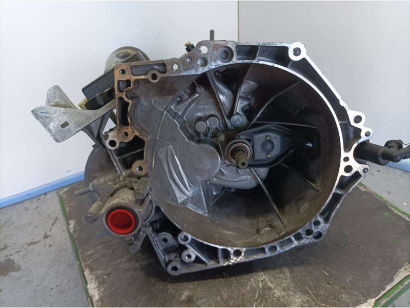 Recambio de caja cambios para peugeot 308 sw envy referencia OEM IAM 20DM69 6746465A 5VELOCIDADES