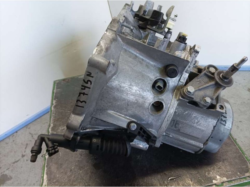 Recambio de caja cambios para peugeot 308 sw envy referencia OEM IAM 20DM69 6746465A 5VELOCIDADES