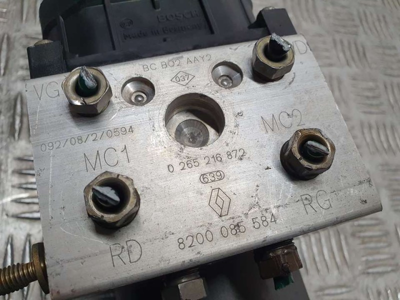 Recambio de abs para renault clio ii fase i (b/cbo) 1.9 dti tech-line referencia OEM IAM 8200085584 0265216872 BOSCH