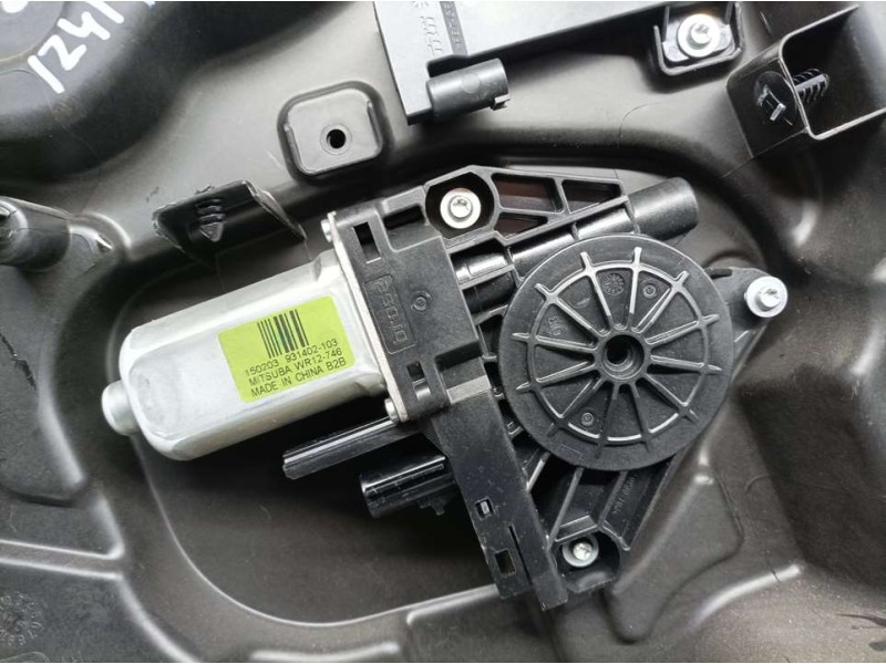 Recambio de elevalunas trasero izquierdo para jeep cherokee limited 4wd referencia OEM IAM 20155916280  