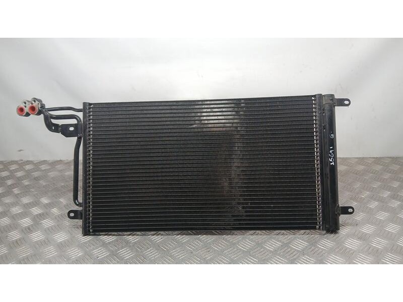 Recambio de condensador / radiador aire acondicionado para volkswagen polo (6r1) advance referencia OEM IAM 6R0820411Q  