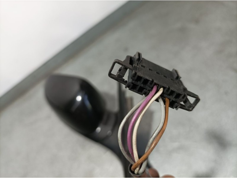 Recambio de retrovisor derecho para volkswagen passat berlina (3b2) básico referencia OEM IAM   ELECTRICO 5 CABLES