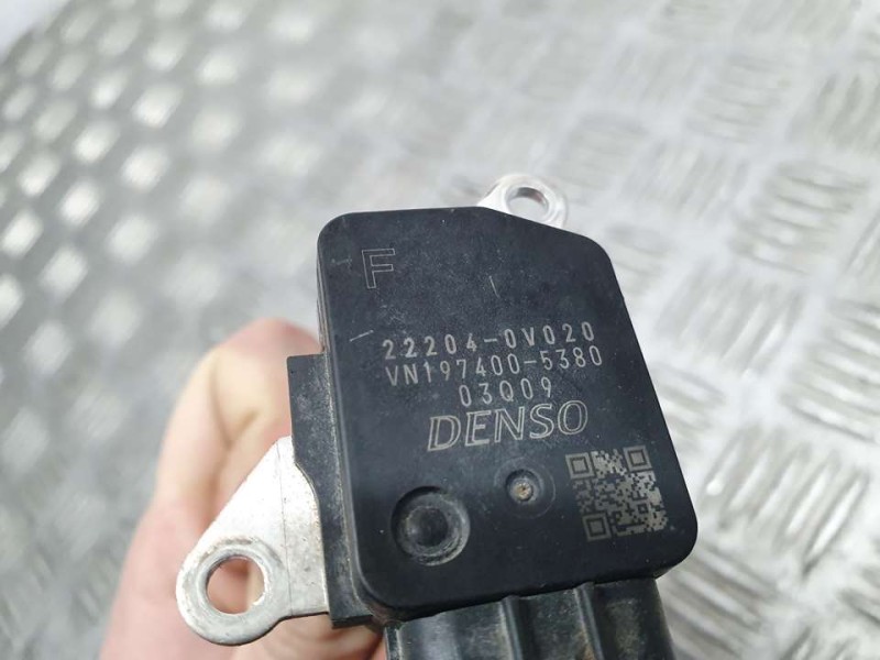 Recambio de caudalimetro para toyota auris active referencia OEM IAM 222040V020 VN1974005380 DENSO