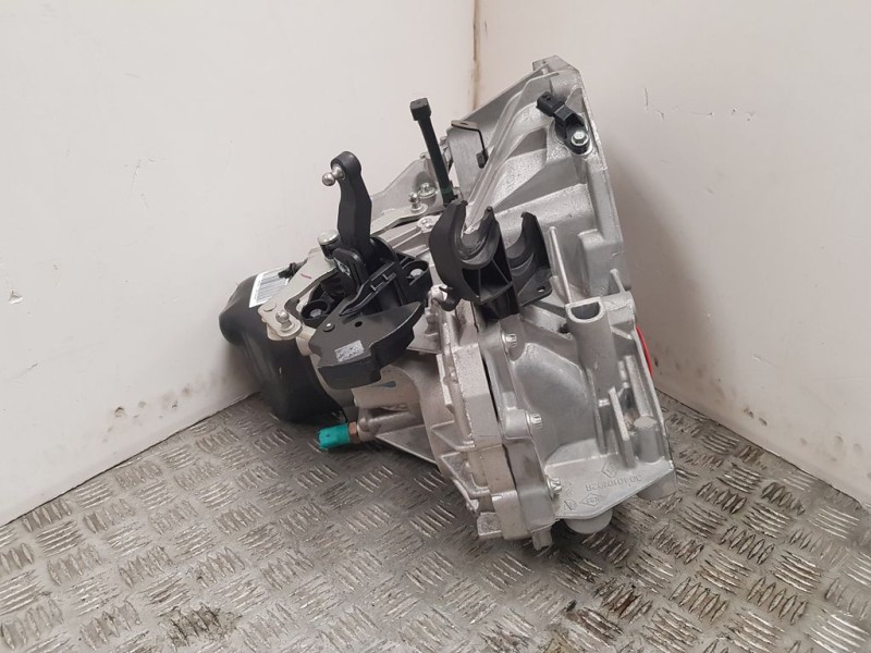 Recambio de caja cambios para nissan micra v (k14) visia referencia OEM IAM JH3376 033609 5VELOCIDADES