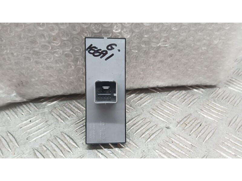 Recambio de mando elevalunas delantero izquierdo para volkswagen polo (6r1) advance referencia OEM IAM 6C0959857  