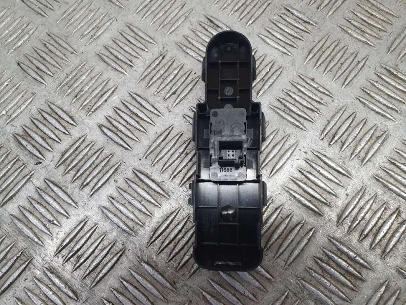 Recambio de mando elevalunas delantero derecho para peugeot 308 sw envy referencia OEM IAM 96565184 53269801 