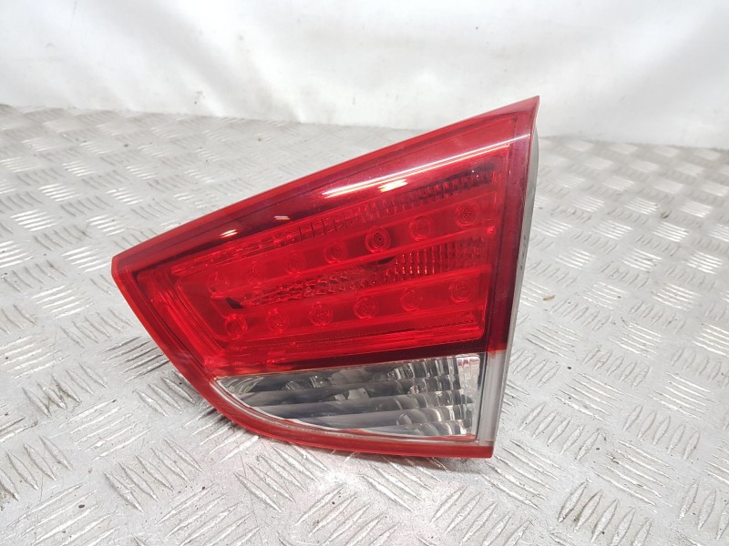 Recambio de piloto trasero derecho interior para hyundai ix35 (lm, el, elh) 2.0 referencia OEM IAM 924062Y000  