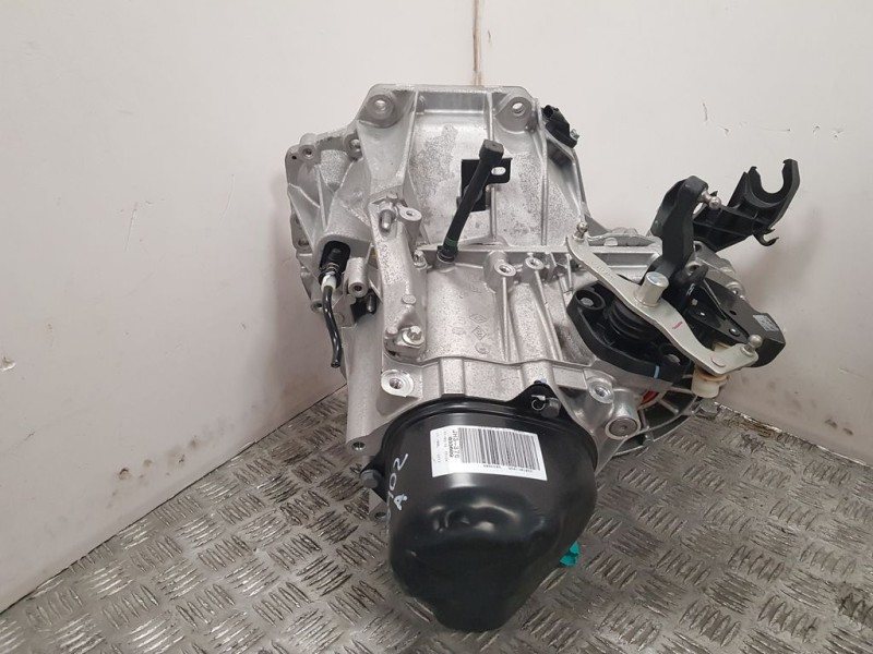 Recambio de caja cambios para nissan micra v (k14) visia referencia OEM IAM JH3376 033609 5VELOCIDADES