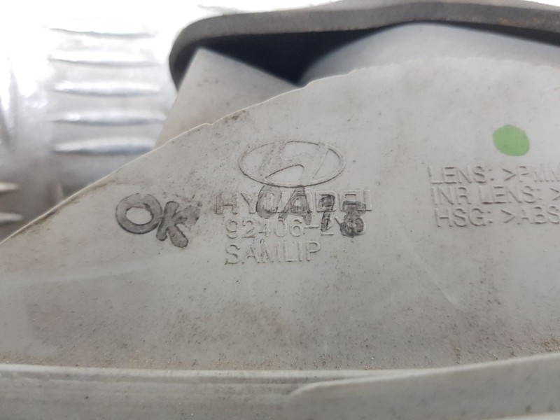 Recambio de piloto trasero derecho interior para hyundai ix35 (lm, el, elh) 2.0 referencia OEM IAM 924062Y000  