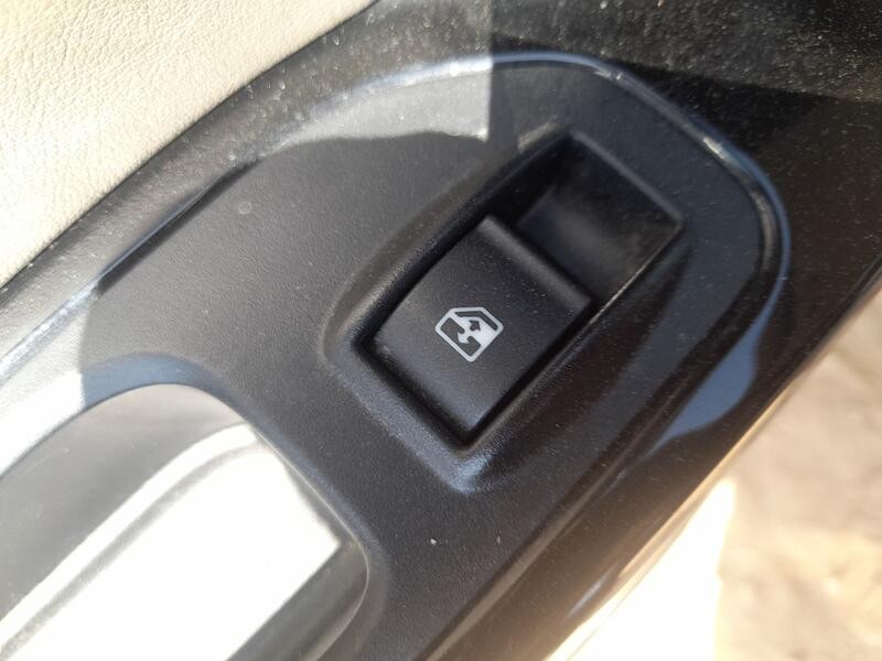 Recambio de mando elevalunas trasero izquierdo para fiat tipo sedán (356_, 357_) 1.4 (356sxa1b) referencia OEM IAM 735664632  