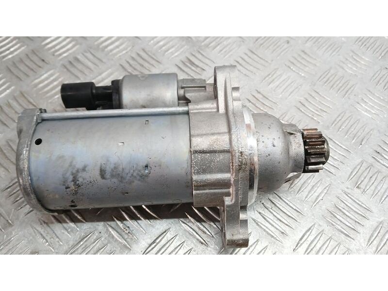 Recambio de motor arranque para volkswagen polo (6r1) advance referencia OEM IAM 02M911024Q BOSCH 0001179512