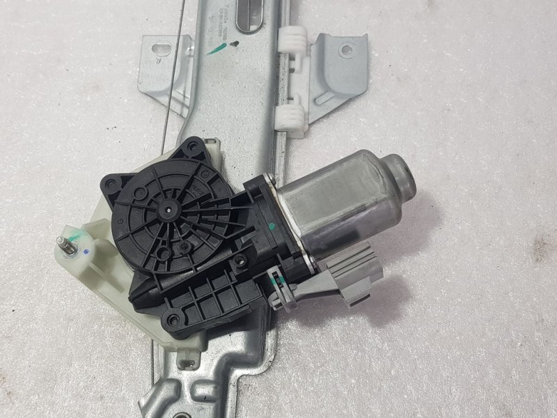 Recambio de elevalunas trasero derecho para ford ka+ active referencia OEM IAM E3B5A27000  FOMOCO ELÉCTRICO 2 PINS