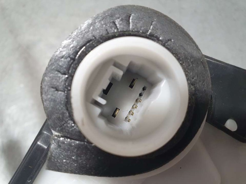 Recambio de cerradura puerta delantera derecha para honda cr-v comfort 4x2 referencia OEM IAM 72111T0AA200 GBB00119852 6 PINES