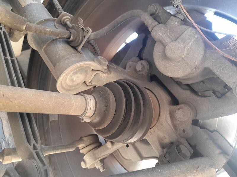 Recambio de mangueta delantera izquierda para fiat tipo sedán (356_, 357_) 1.4 (356sxa1b) referencia OEM IAM 52120599  