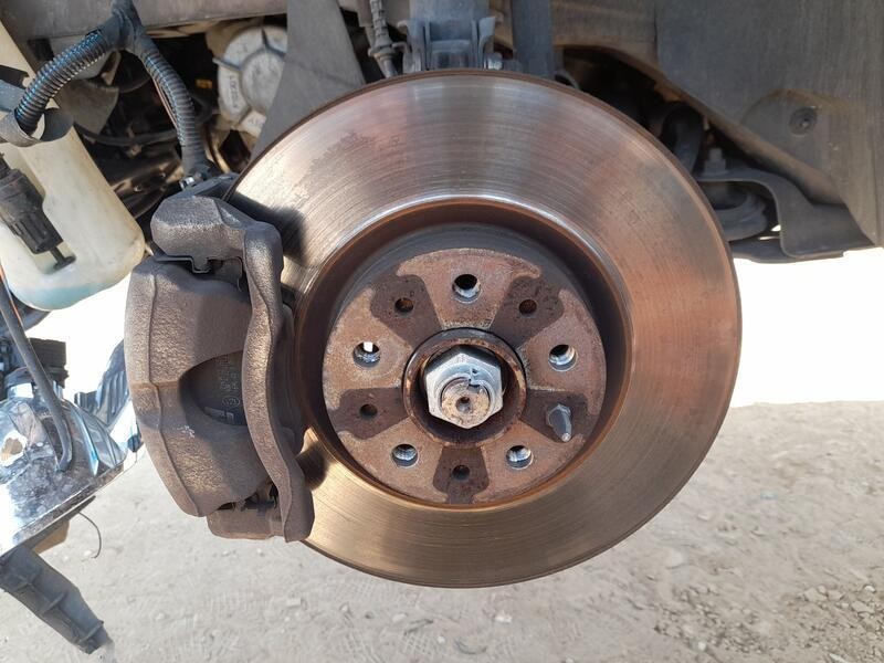 Recambio de mangueta delantera izquierda para fiat tipo sedán (356_, 357_) 1.4 (356sxa1b) referencia OEM IAM 52120599  