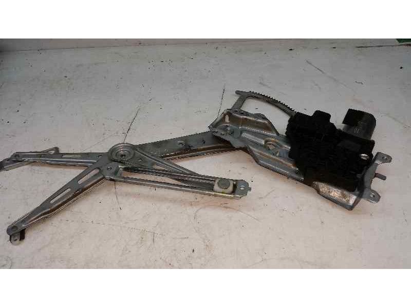 Recambio de elevalunas delantero derecho para opel zafira a elegance referencia OEM IAM  6 PINS ELECTRICO