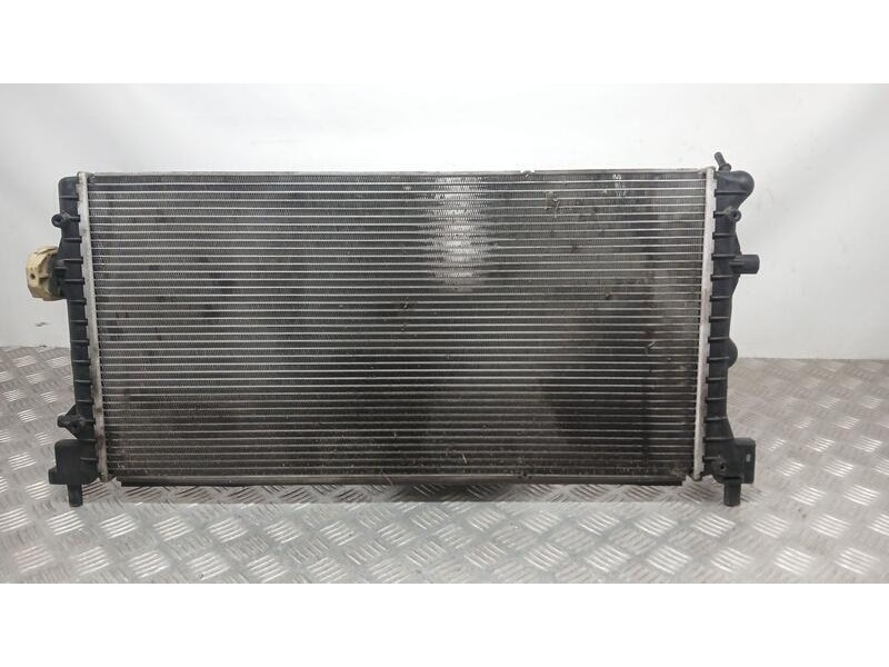 Recambio de radiador agua para volkswagen polo (6r1) advance referencia OEM IAM 6R0121253A DELPHI 2534A