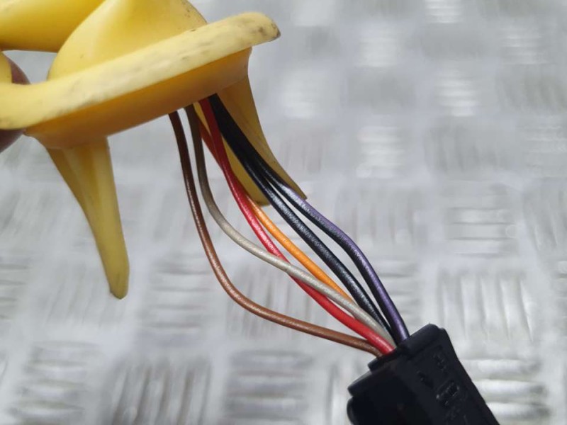 Recambio de retrovisor izquierdo para peugeot 308 sw envy referencia OEM IAM VC340300 K12F2540 ELECTRICO 6 CABLES