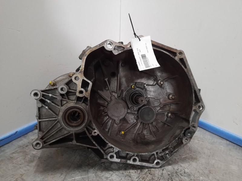 Recambio de caja cambios para opel zafira a elegance referencia OEM IAM 24451453  5VELOCIDADES