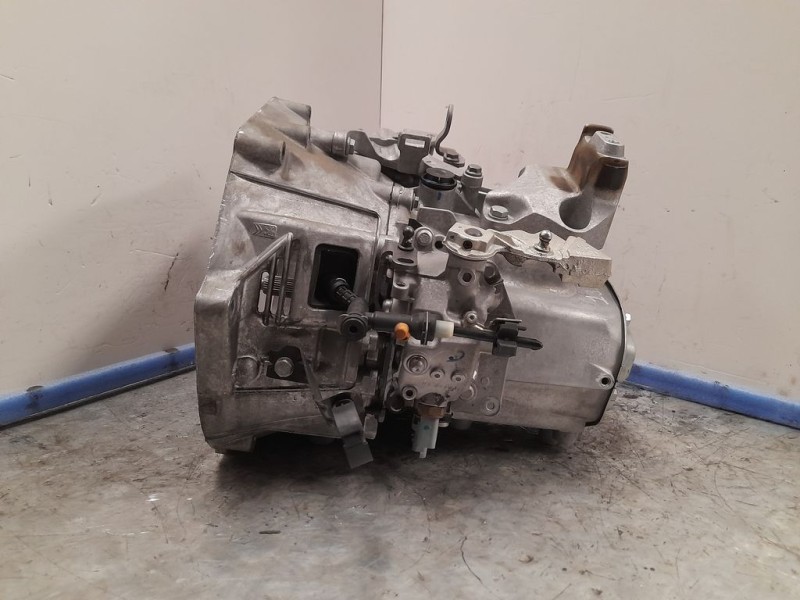 Recambio de caja cambios para citroën c4 space tourer pure tech referencia OEM IAM 20EA68 3463367 6VELOCIDADES