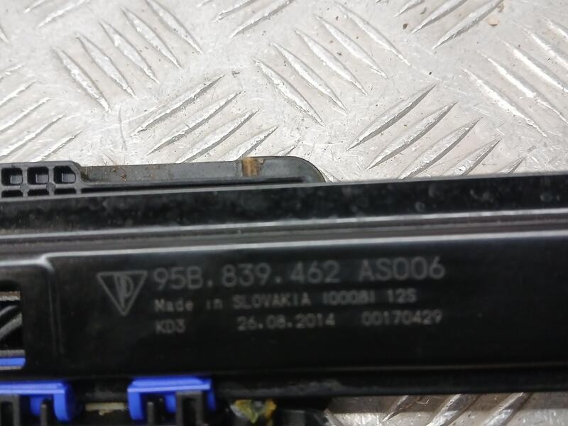 Recambio de elevalunas trasero derecho para porsche macan (typ ) s diesel referencia OEM IAM 95B839462B ELECTRICO 2 PINS 