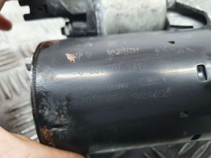 Recambio de motor arranque para toyota auris active referencia OEM IAM 0001107531 BOSCH 