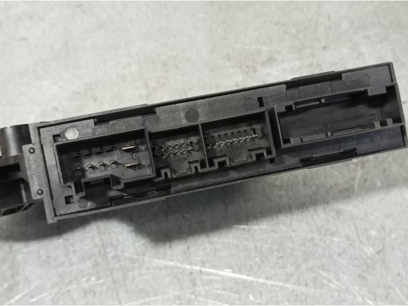 Recambio de motor elevalunas trasero izquierdo para seat exeo st (3r5)(2009>) reference referencia OEM IAM 8E0959801E 105848204 