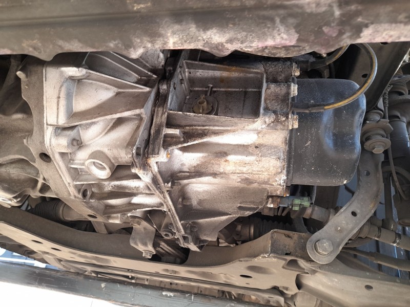 Recambio de caja cambios para nissan nv200 furgoneta 1.5 dci 85 (m20, m20m) referencia OEM IAM JR5180 5VELOCIDADES 