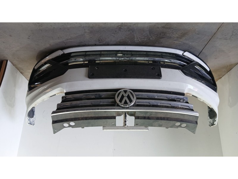 Recambio de paragolpes delantero para volkswagen tiguan (ad1, ax1) 1.4 tsi referencia OEM IAM 5NA807217AD  
