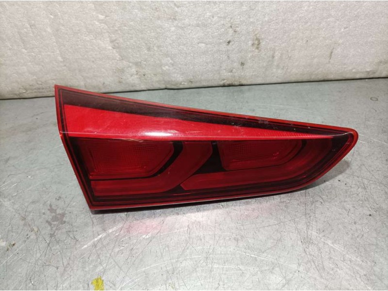 Recambio de piloto trasero izquierdo para hyundai i20 active trend referencia OEM IAM 92403C8000  INTERIOR