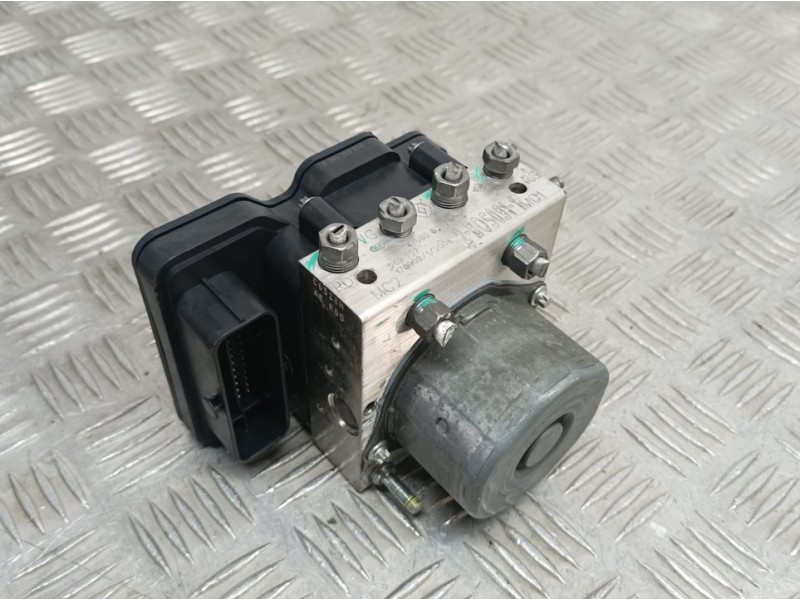 Recambio de abs para dacia duster ambiance 4x2 referencia OEM IAM 476605204R 269727 