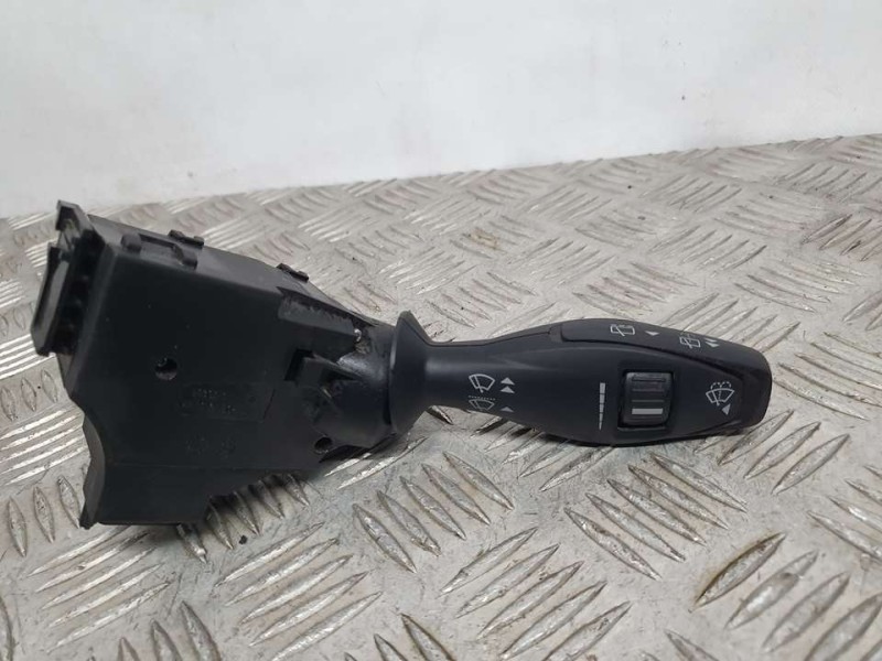 Recambio de mando limpia para ford ka+ active referencia OEM IAM J7BT17A553DA  