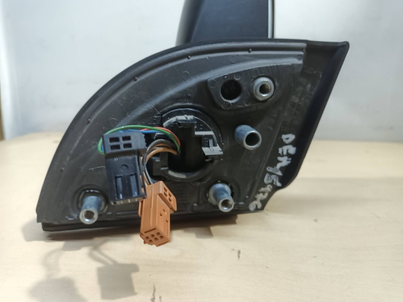 Recambio de retrovisor derecho para peugeot partner kasten l1 referencia OEM IAM 8153TQ 2 CLAVIJAS DE 3 Y 4 CABLES ELECTRICO