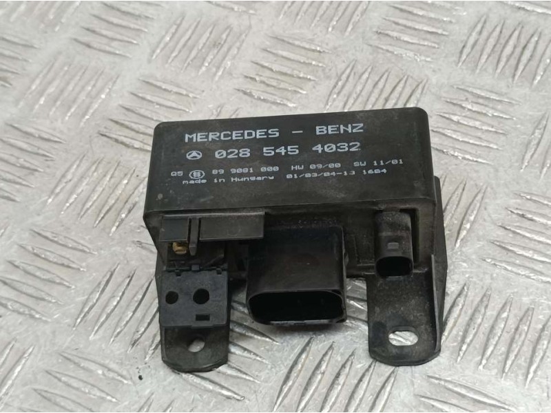 Recambio de caja precalentamiento para mercedes-benz clase m (w163) 270 cdi (163.113) referencia OEM IAM 0285454032 899081000 