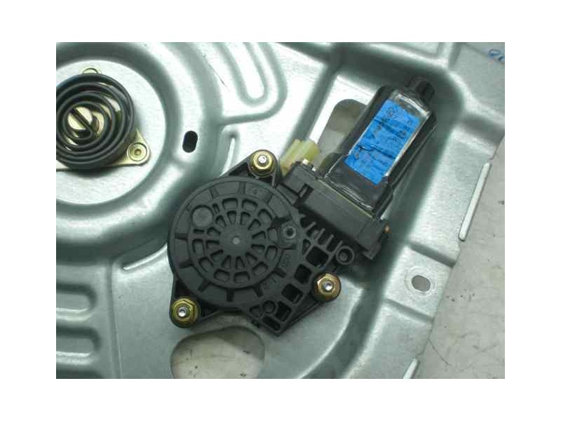 Recambio de elevalunas trasero izquierdo para hyundai tucson (jm) 2.0 crdi comfort referencia OEM IAM 834052E000  