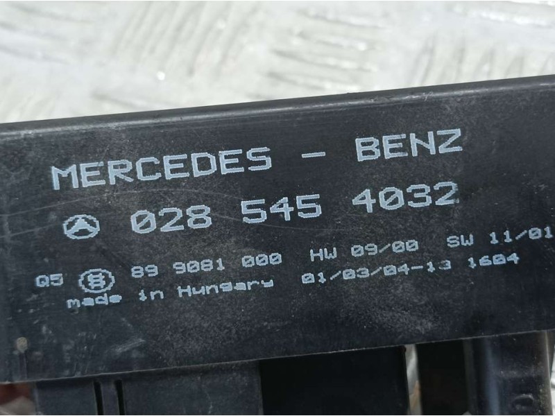 Recambio de caja precalentamiento para mercedes-benz clase m (w163) 270 cdi (163.113) referencia OEM IAM 0285454032 899081000 