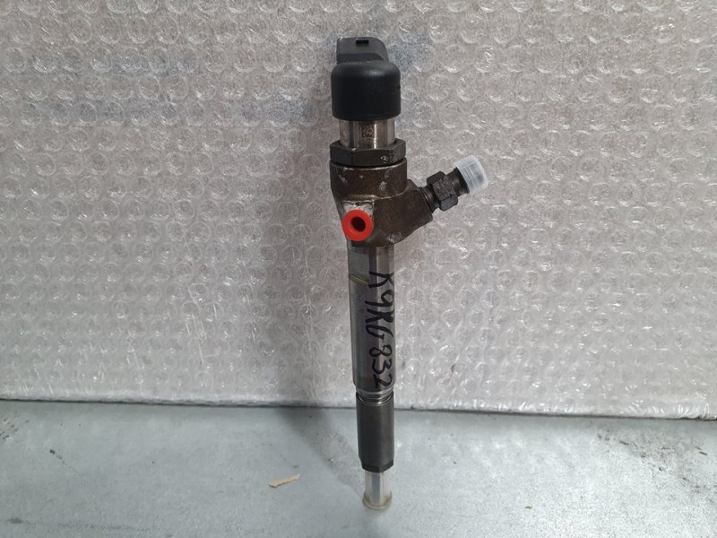 Recambio de inyector para renault scenic iii 1.5 dci diesel referencia OEM IAM H8200294788 166009445R CONTINENTAL