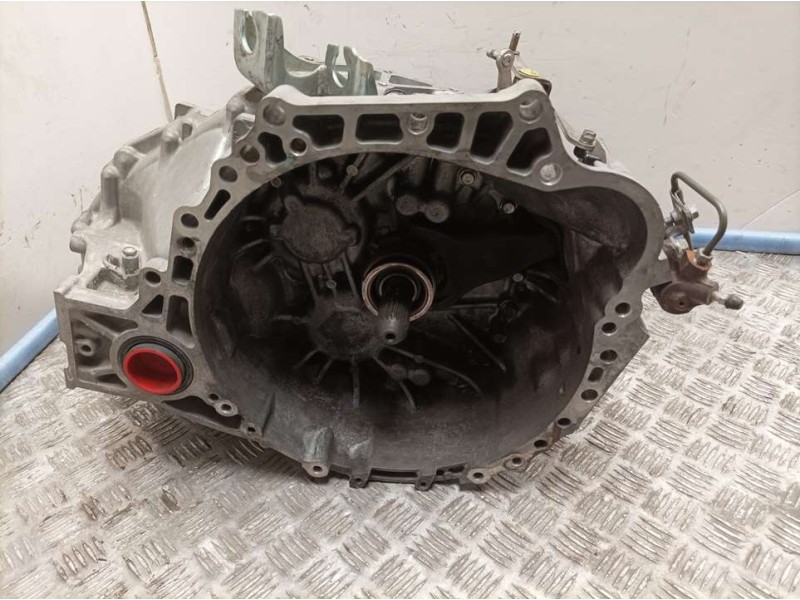 Recambio de caja cambios para toyota auris active referencia OEM IAM 3111520081  6VELOCIDADES