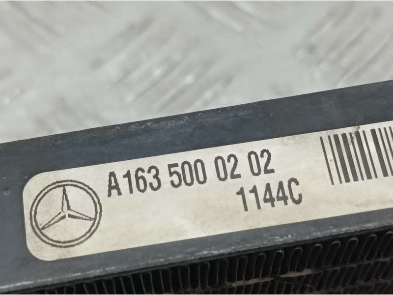 Recambio de radiador aceite para mercedes-benz clase m (w163) 270 cdi (163.113) referencia OEM IAM A1635000202 1144C 