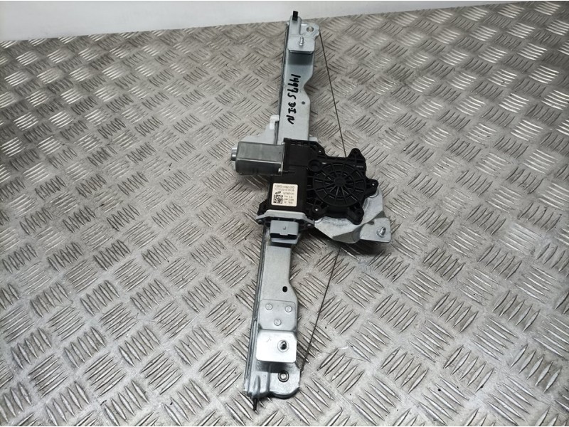 Recambio de elevalunas delantero izquierdo para dacia duster ambiance 4x2 referencia OEM IAM 807210751R  ELECTRICO 6 PINS