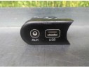 Recambio de conexion usb/aux para kia pro_cee´d ( ) concept referencia OEM IAM 96120A2200  
